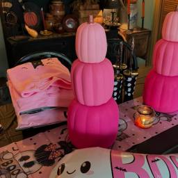 7 Easy DIY Halloween Crafts for a Girls’ Night In